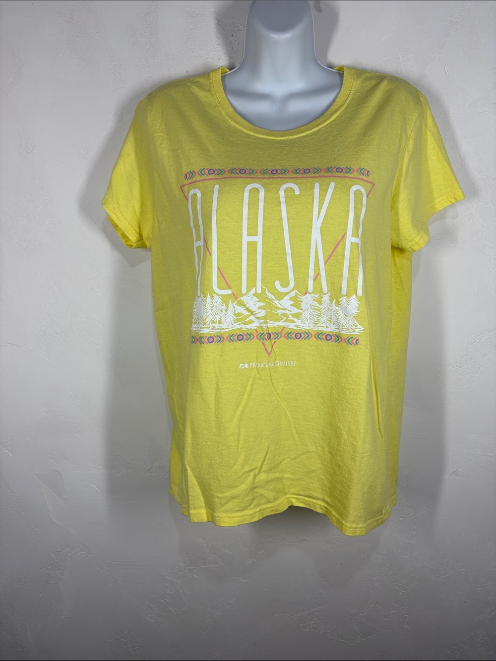 Princess Cruises Alaska Graphic Tee - Yellow Women’s Top size large